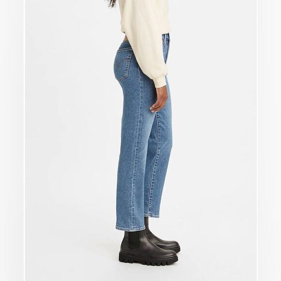 Levi's Women's Size 30 Wedgie Straight Fit Cropped Jeans Love in the Mist - Picture 5 of 16